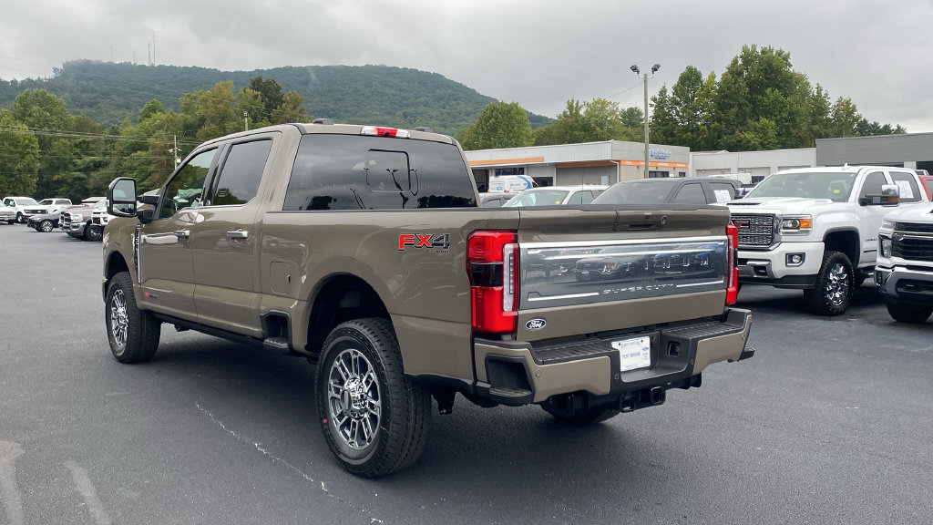 New 2027 Ford F250 Platinum w/ Platinum Plus Package AWD/4WD image 7
