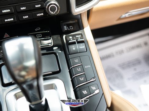 Used 2017 Porsche Cayenne S Platinum w/ Premium Package Plus (Pjy) image 37