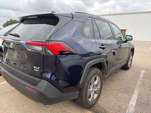 Used 2025 Toyota RAV4 XLE image 6