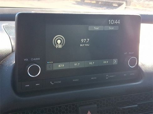 Used 2025 Honda HR-V LX image 15