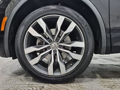 Used 2019 Volkswagen Tiguan SEL Premium AWD/4WD image 23