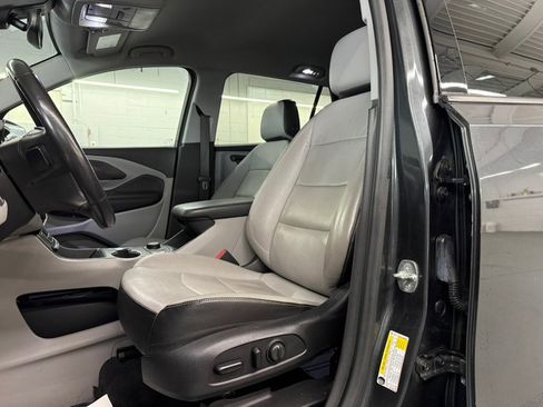 Used 2020 GMC Terrain SLT w/ Preferred Package AWD/4WD image 16