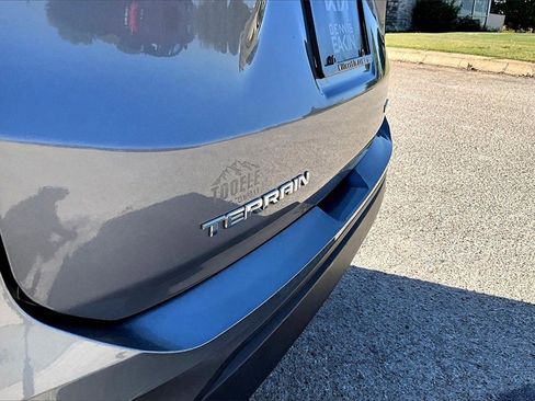 Used 2021 GMC Terrain SLE w/ Driver Convenience Package image 33