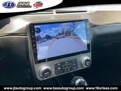 Used 2015 Chevrolet Camaro LS RWD image 17
