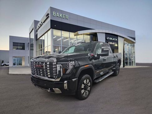 New 2026 GMC Sierra 2500 Denali w/ Denali Reserve Package AWD/4WD image 1