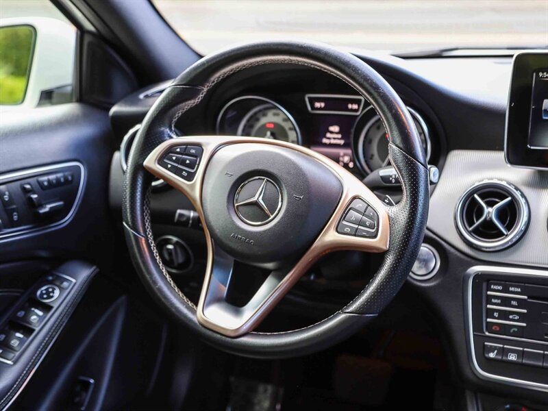 Used 2016 Mercedes-Benz GLA 250 4MATIC image 21