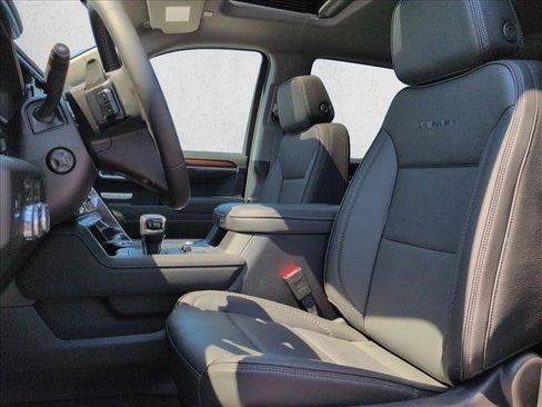 New 2026 GMC Sierra 1500 Denali w/ Technology Package AWD/4WD image 4