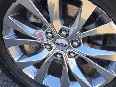 Used 2016 Ford F150 XLT w/ Equipment Group 302A Luxury image 17