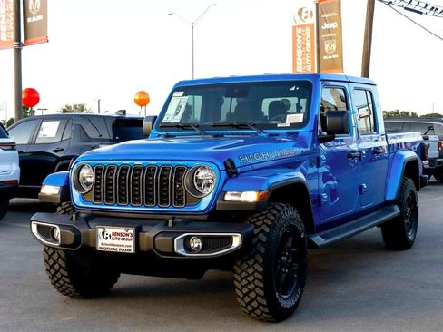 New 2025 Jeep Gladiator Sport image 6