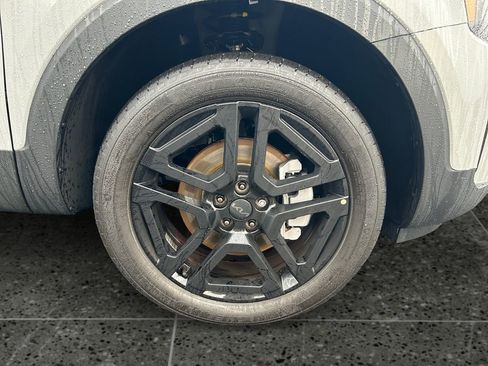 Used 2025 Kia Telluride SX Prestige X-Line image 9