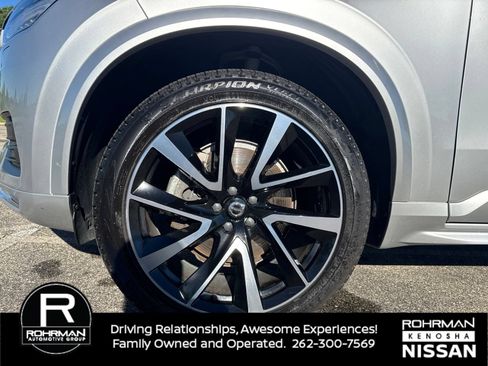 Used 2021 Volvo XC90 T6 Momentum w/ Protection Package Premier AWD/4WD image 11