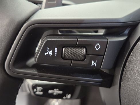 Certified 2025 Porsche Panamera RWD image 18