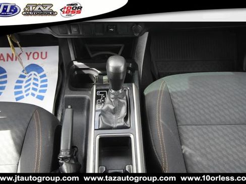Used 2020 Toyota Tacoma SR5 RWD image 16