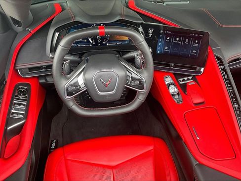 Used 2024 Chevrolet Corvette Stingray Preferred Conv w/ Stealth Interior Trim Package RWD image 6
