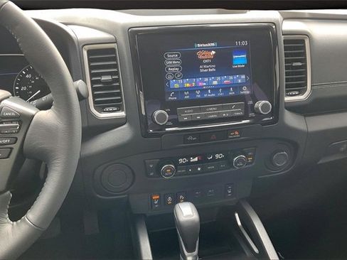 Certified 2024 Nissan Frontier SL w/ Technology Package image 6