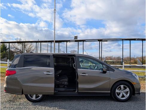 Used 2019 Honda Odyssey EX-L image 12