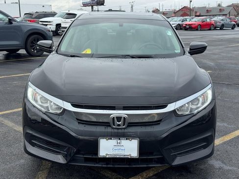 Certified 2017 Honda Civic EX image 9