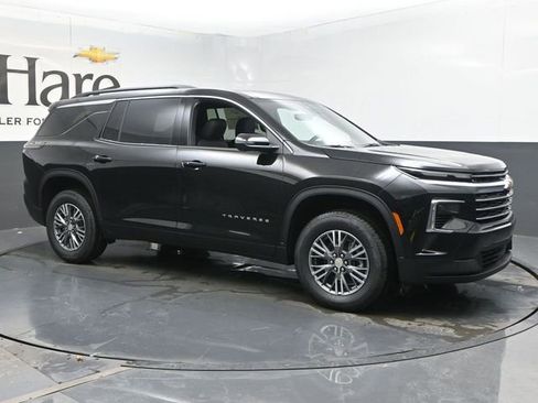 New 2026 Chevrolet Traverse LT w/ Driver Confidence Package image 6