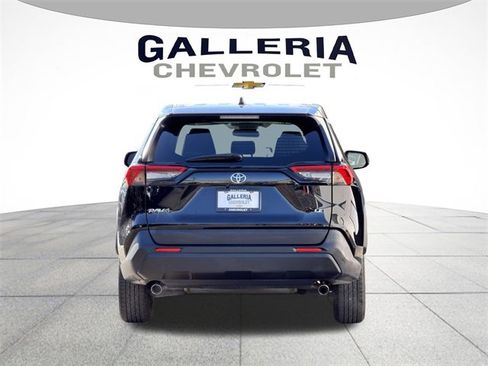 Used 2023 Toyota RAV4 LE image 6