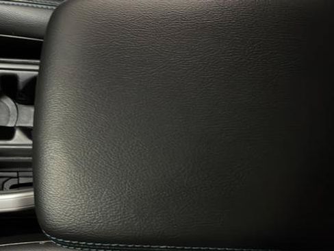 Used 2022 Jeep Wrangler Unlimited Rubicon 4xe w/ Safety Group AWD/4WD image 19