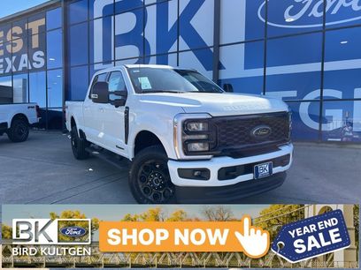 New 2026 Ford F250 Lariat w/ Black Appearance Package