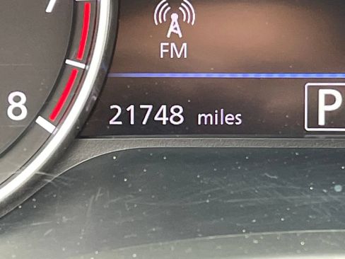 Certified 2024 Nissan Sentra SV FWD image 16