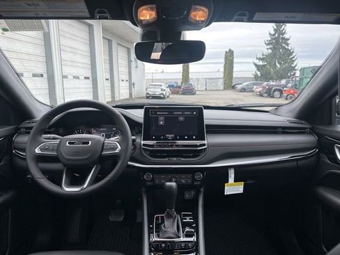 New 2026 Jeep Compass Trailhawk image 11