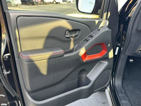 New 2026 Nissan Frontier PRO-4X w/ Pro-4x Convenience Package image 14