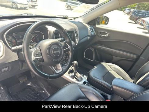 Used 2018 Jeep Compass Latitude w/ Popular Equipment Group AWD/4WD image 13