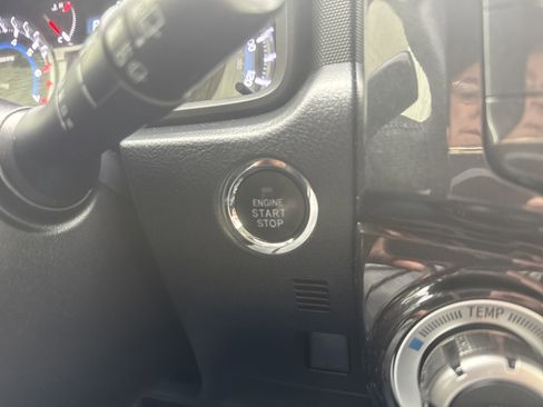 Used 2019 Toyota 4Runner Limited image 22