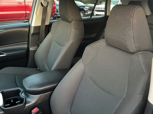Used 2025 Toyota RAV4 LE image 14