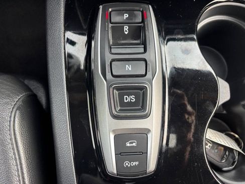 Used 2021 Honda Pilot Elite image 18