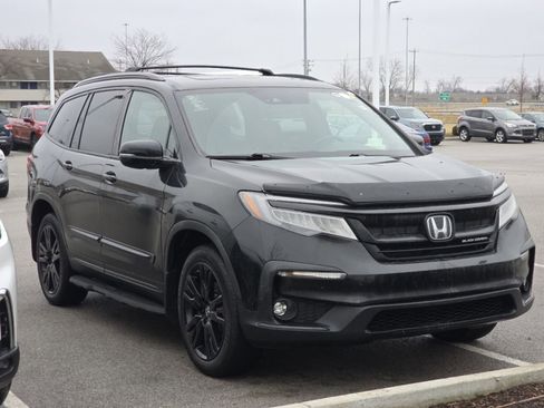 Certified 2022 Honda Pilot Black Edition image 2