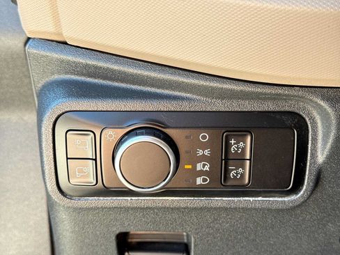 Used 2023 Ford Bronco Wildtrak AWD/4WD image 26