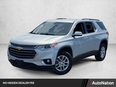Used 2021 Chevrolet Traverse LT