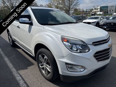 Used 2017 Chevrolet Equinox Premier w/ Enhanced Convenience Package image 3