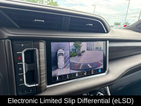 Used 2021 GMC Yukon XL Denali w/ Denali Ultimate Package AWD/4WD image 21