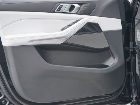 New 2026 BMW X5 xDrive50e w/ M Sport Package image 10