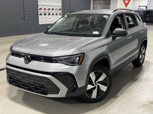 New 2025 Volkswagen Taos S image 18