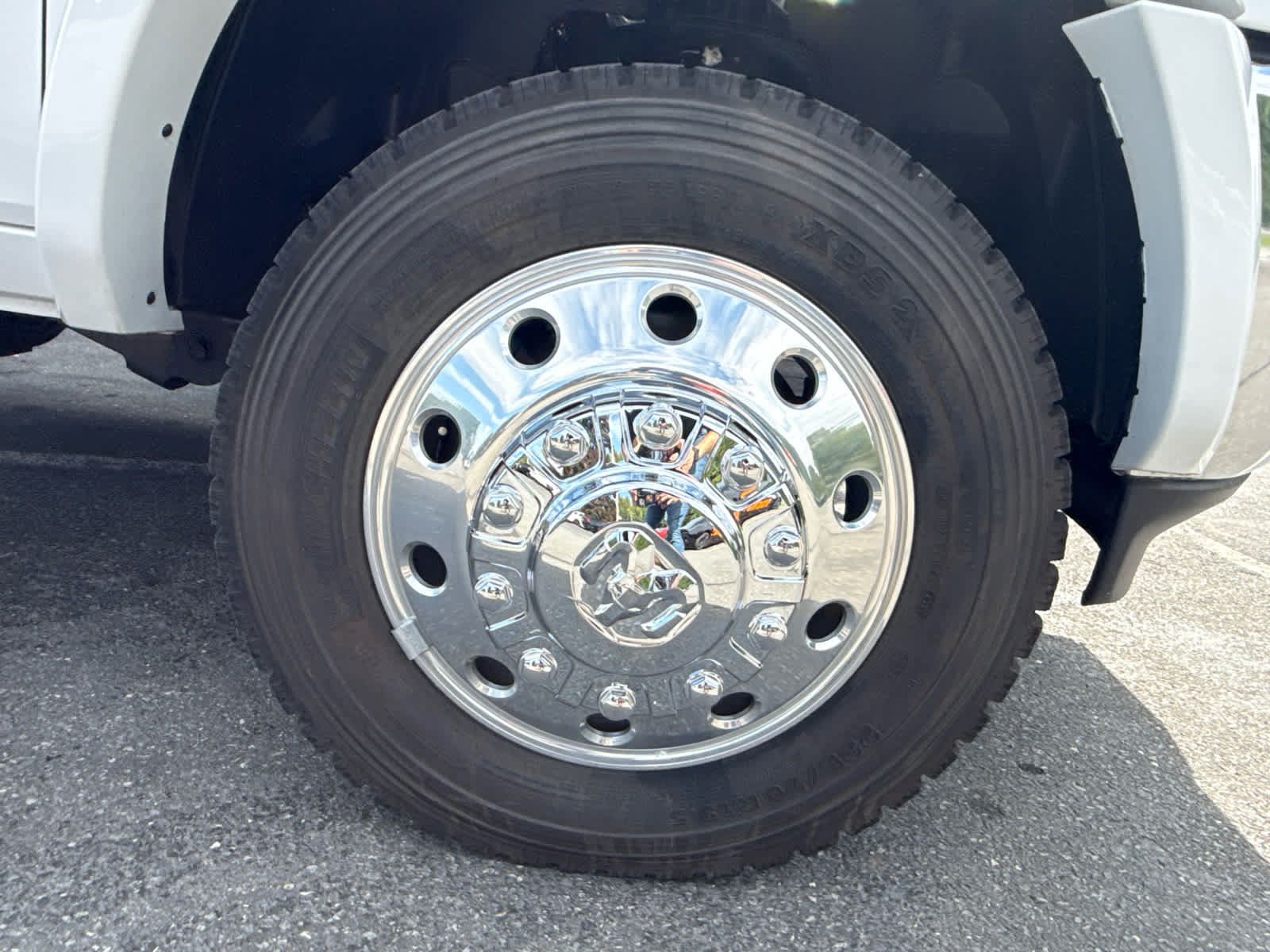 New 2026 RAM 5500 4x4 Regular Cab image 9