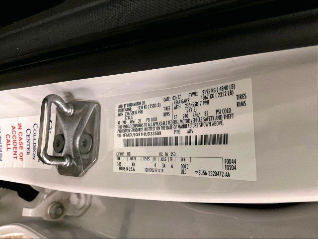 Used 2017 Ford Escape SE AWD/4WD image 32