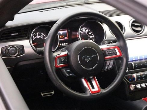 Used 2020 Ford Mustang GT Premium image 20