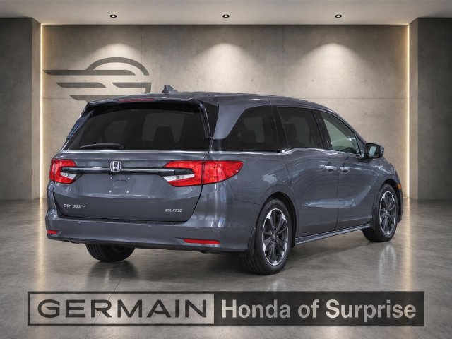 Used 2024 Honda Odyssey Elite image 6
