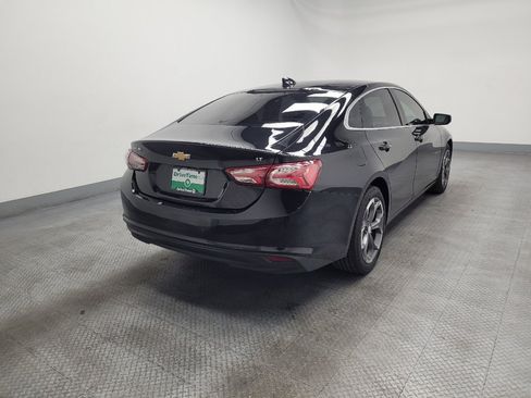 Used 2021 Chevrolet Malibu LT FWD image 9