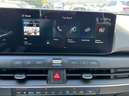Used 2025 Kia K4 FWD image 25