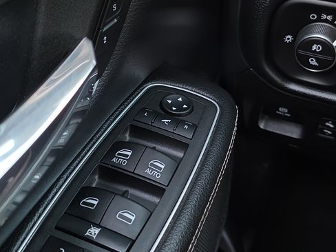 Used 2022 RAM 1500 Laramie image 28