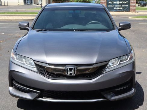 Used 2016 Honda Accord EX image 12