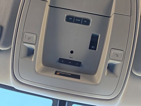 Used 2016 GMC Sierra 1500 SLT w/ All Terrain X Package image 28