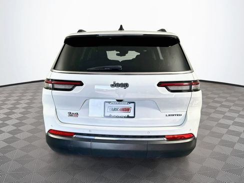 Certified 2023 Jeep Grand Cherokee L Limited AWD/4WD image 10