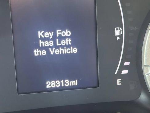 Used 2018 Jeep Renegade Sport w/ Power & Air Group AWD/4WD image 5